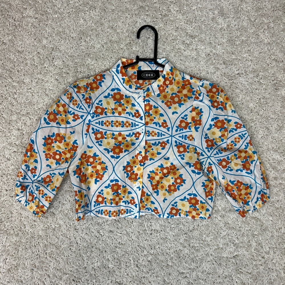 Cider Cropped Shirt Womens Small Collared Button Front Floral 1/2 Sleeve Casual